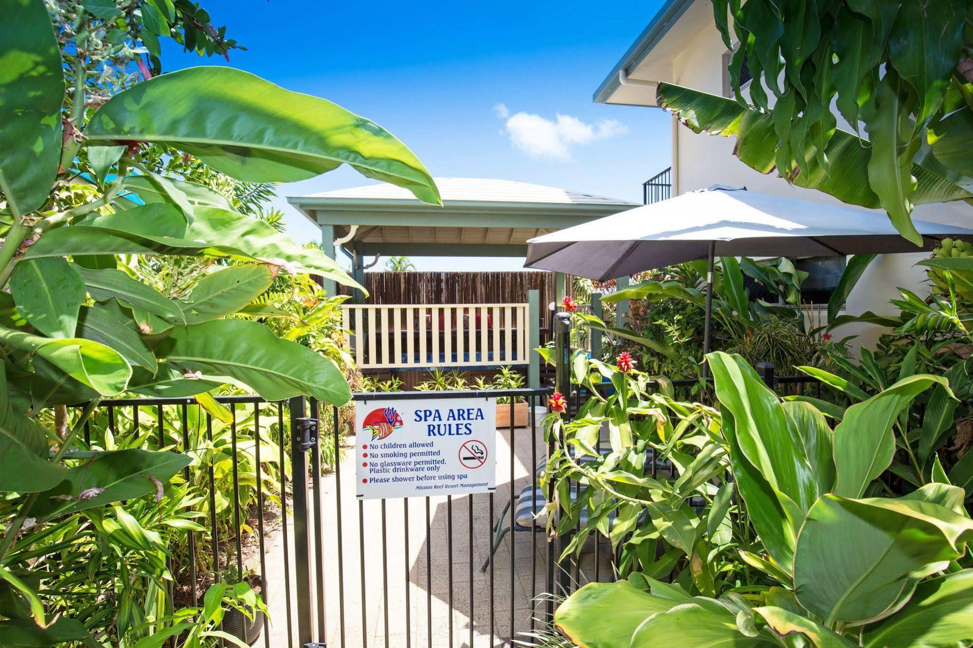 Mission Reef Resort Mission Beach Exteriör bild